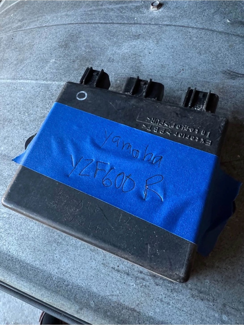 Yamaha YZF600R ECU Module with Blue Tape